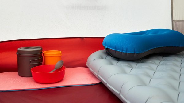 Matelas gonflable coziya : légèreté et confort sans compromis